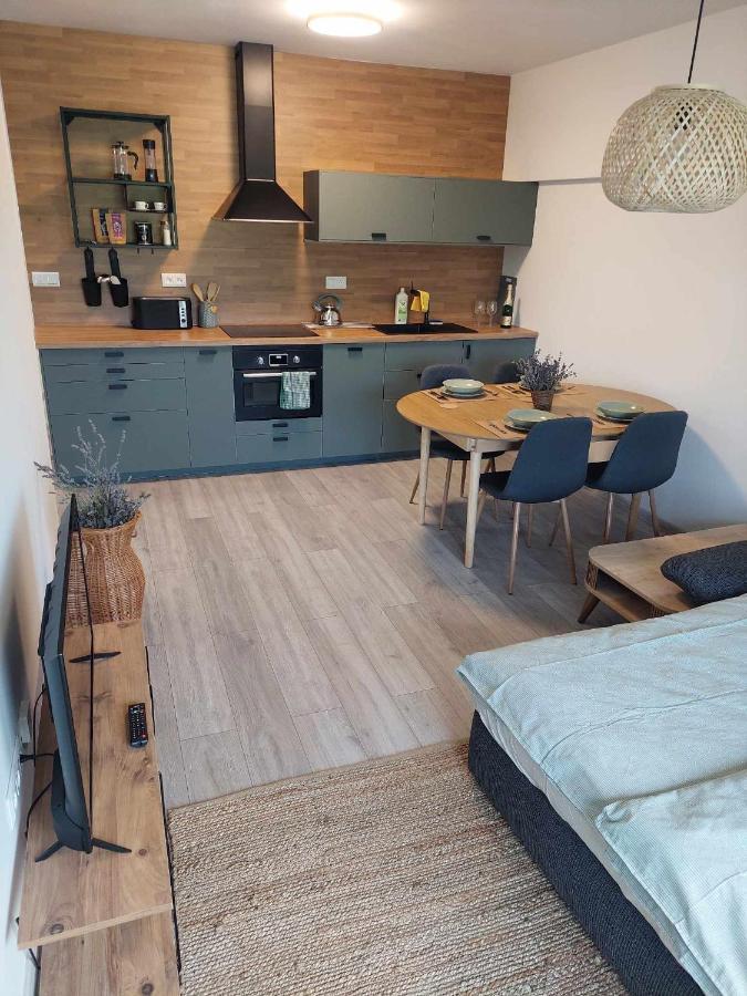 Apartman Besen 304 Bešeňová Extérieur photo